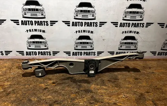 BMW X1 F48 F49 Rear differential/diff mount bracket 6852896