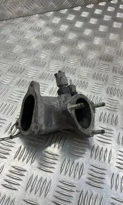 Toyota Avensis T250 Other exhaust manifold parts 