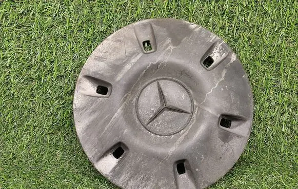 Mercedes-Benz Sprinter W906 Original wheel cap A9064010025