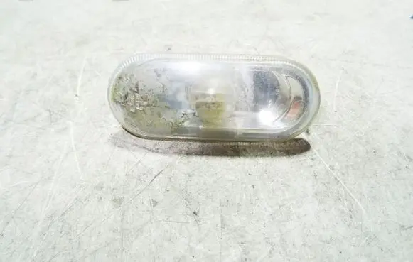 Volkswagen Golf IV Front fender indicator light 1J0949117