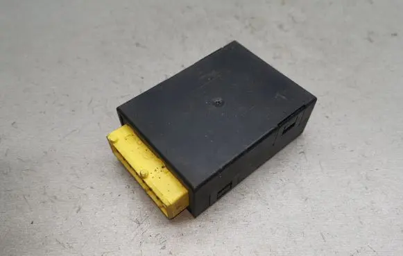 BMW 5 E39 Other control units/modules 8375840 61358375840