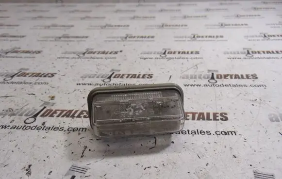 Toyota Avensis T250 Number plate light