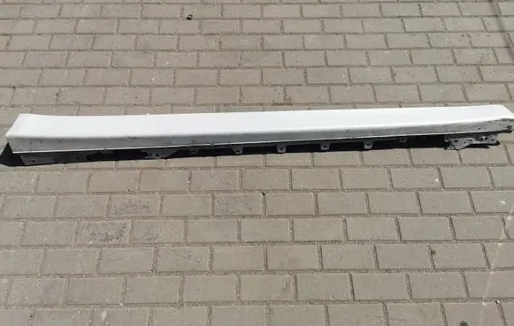 BMW 4 F36 Gran coupe Sill