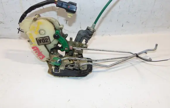 KIA Sorento Front door lock 813103E010