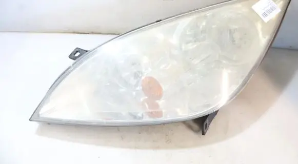 Mitsubishi Colt Headlight/headlamp