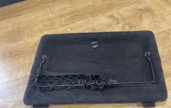 Land Rover Discovery 5 Parcel shelf 