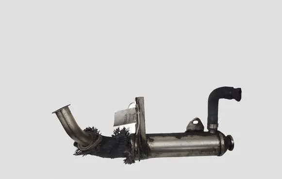 Opel Zafira B EGR valve cooler 55203716