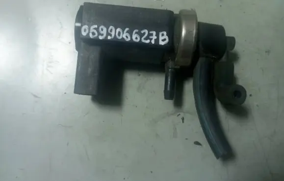 Audi A6 S6 C6 4F Turbo solenoid valve 059906627B