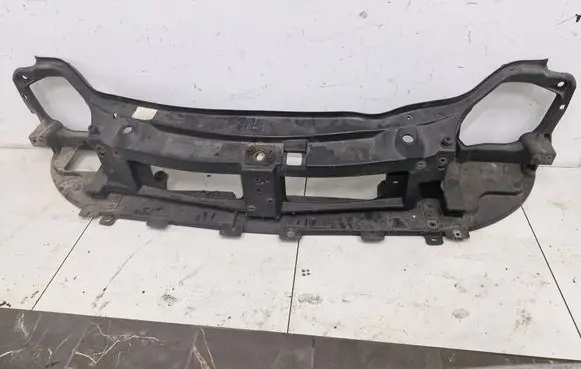Opel Vivaro Top upper radiator support slam panel 