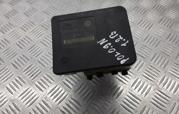 Volkswagen Polo IV 9N3 ABS Pump