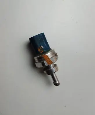 Nissan Navara D23 Exhaust gas pressure sensor 8200443538