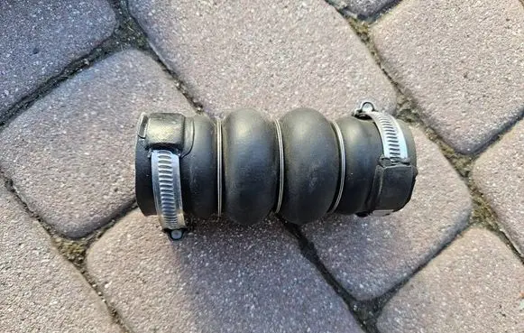 Opel Corsa F Intercooler hose/pipe 9835727780