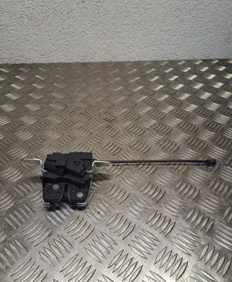 Mercedes-Benz E W212 Loading door lock 07512001