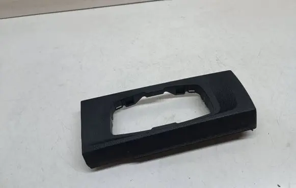 BMW 1 F20 F21 Panel trim 9211305