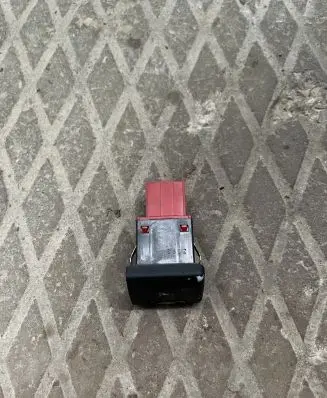 Audi A6 S6 C5 4B Parking (PDC) sensor switch 4B0919281A 3102842