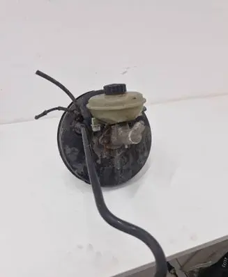 Audi A6 S6 C4 4A Brake booster