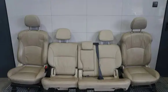 Mitsubishi Outlander Seat set 