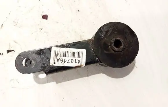 Rover 620 Engine mount bracket