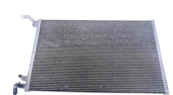 Jaguar F-Pace Intercooler radiator GX738K230BB