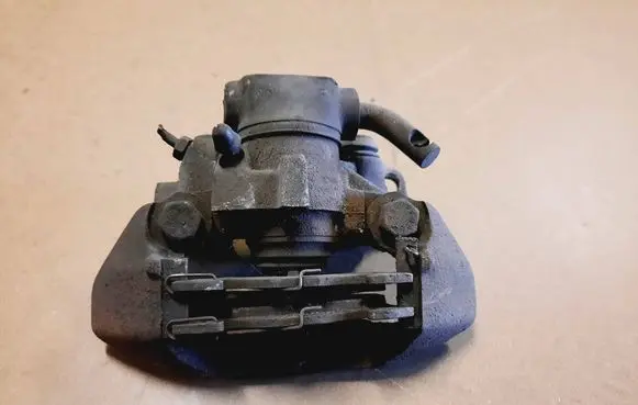Peugeot 206 Rear brake caliper