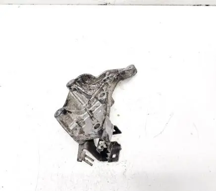 Mercedes-Benz E W212 Engine mounting bracket a6510940039