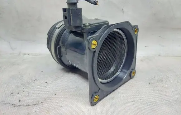 Audi A6 S6 C5 4B Mass air flow meter 8ET00914224 0122