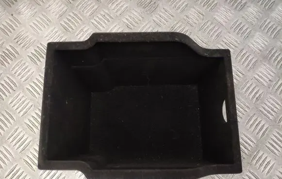 Lexus RX 450H Glove box central console 5882648030