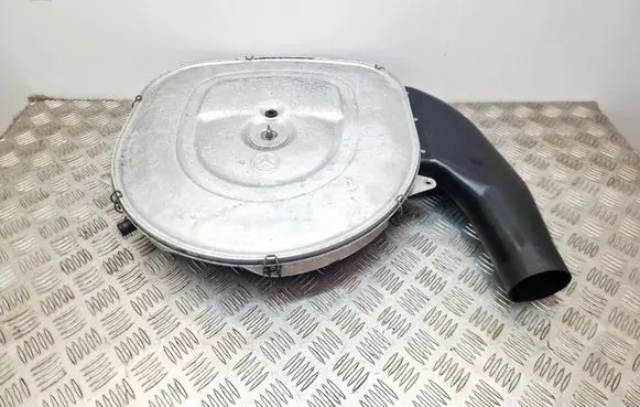 Mercedes-Benz SLC C107 Air filter box A0140945002 0140945002