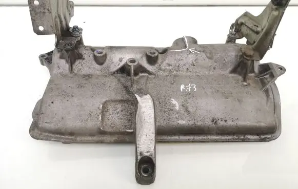 Mercedes-Benz B W245 Rocker cam cover A6400100667