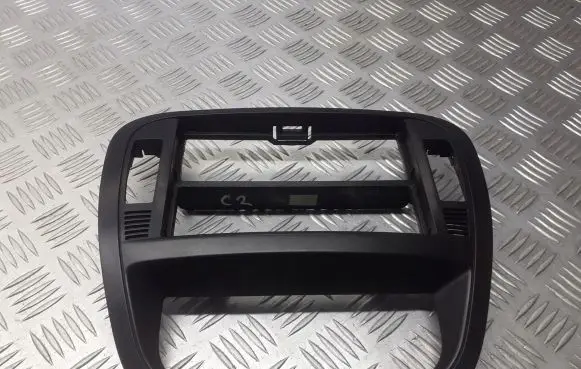 Citroen C2 Radio/GPS head unit trim 9653074277