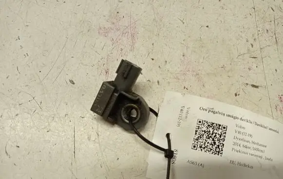 Volvo V40 Airbag deployment crash/impact sensor 31387891