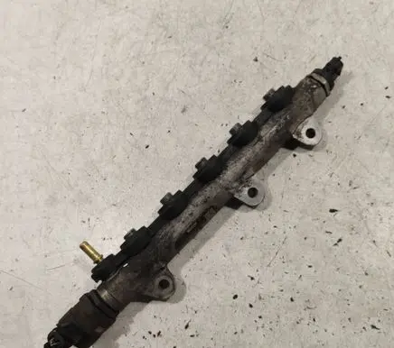 Renault Espace - Grand espace IV Fuel main line pipe 8200661279 8200426552