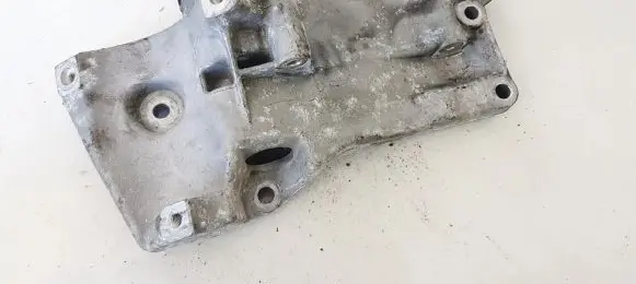 Seat Ibiza IV (6J,6P) Engine mounting bracket 036145169g