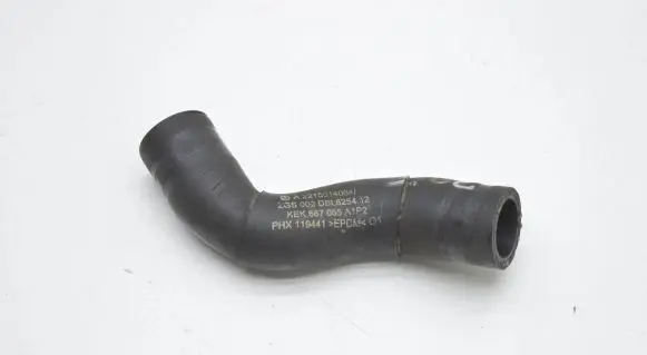 Coolant pipe/hose