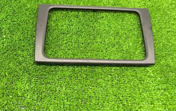 Volkswagen Golf VI Radio/GPS head unit trim 5K0858063F 5K0858061F