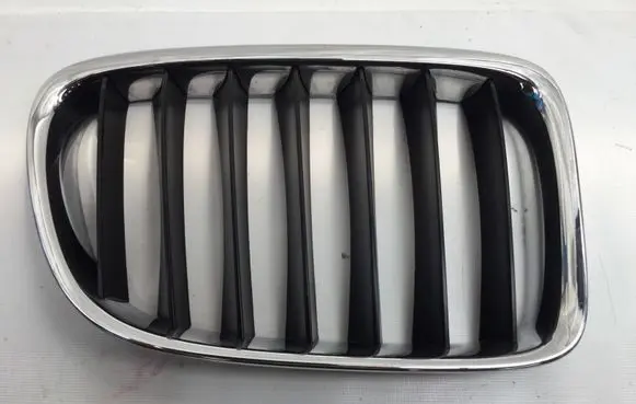 BMW X1 E84 Front grill 51112993306