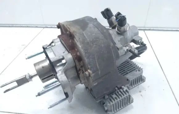 Nissan Leaf I (ZE0) Master brake cylinder A9A000B13