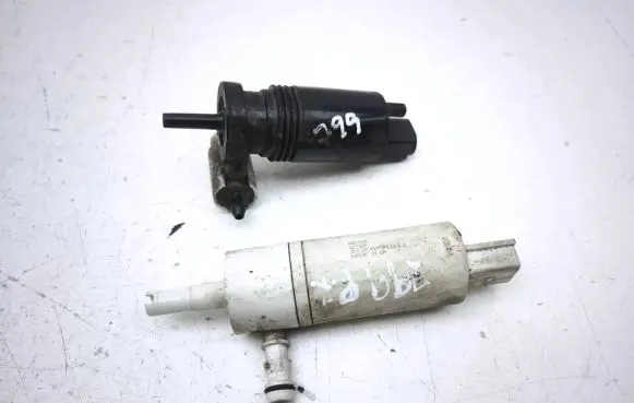 Mercedes-Benz ML W164 Windscreen/windshield washer pump 091348011109 0912251N
