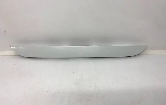 Porsche Cayenne (9Y0 9Y3) Trunk door license plate light bar 9Y0827574B