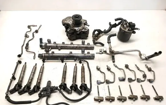 Mercedes-Benz E C207 W207 Fuel injection system set A642070 0445116 100422