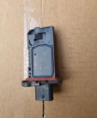 BMW 4 F32 F33 Mass air flow meter 0280218324 8605565 3799343