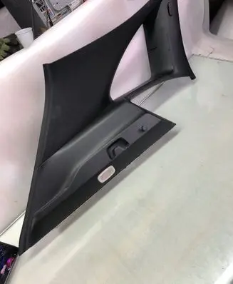 Mercedes-Benz EQA (D)pillar trim (top) A2476908100