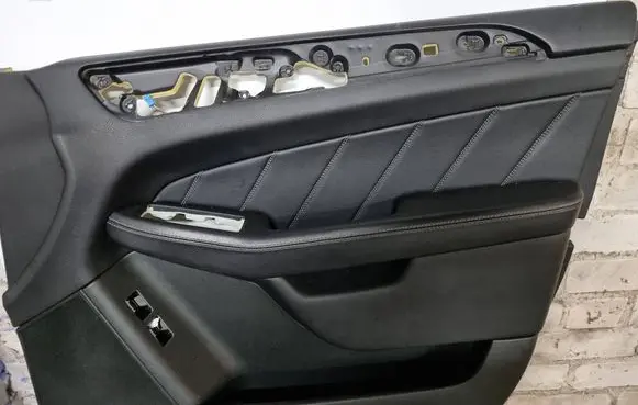 Mercedes-Benz GL X166 Front door card panel trim