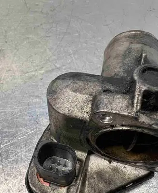 Renault Scenic I Throttle valve 8200302798