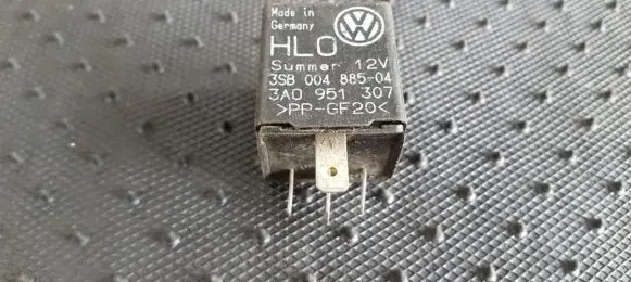 Volkswagen PASSAT B4 Other relay 3SB00488504 3SB004885-04