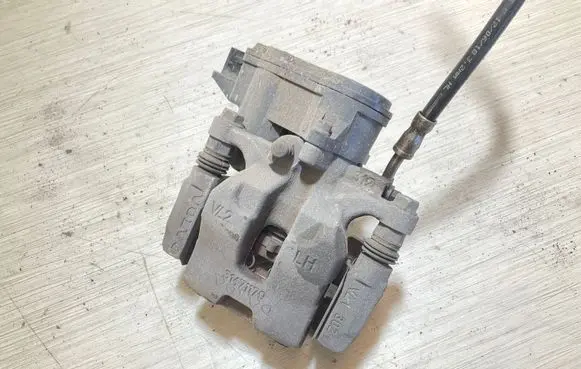 Volvo XC40 Rear brake caliper 31471179