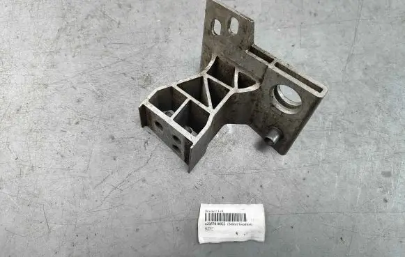 Mercedes-Benz C W205 Radiator mount bracket a2055010022