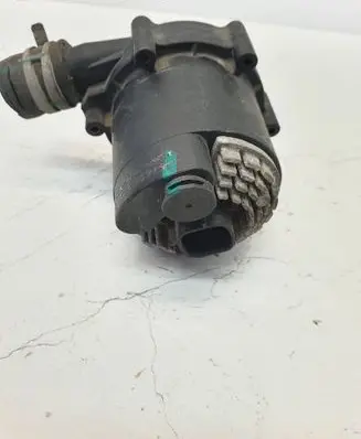 Tesla Model S Electric auxiliary coolant/water pump