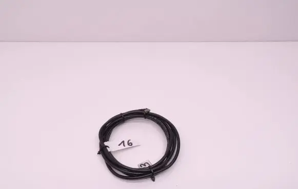 Volvo C70 Convertible roof line/pipe/hose 