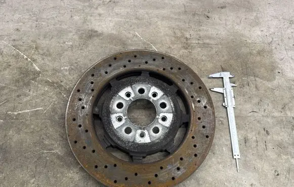 Alfa Romeo Stelvio Front brake disc 50571047